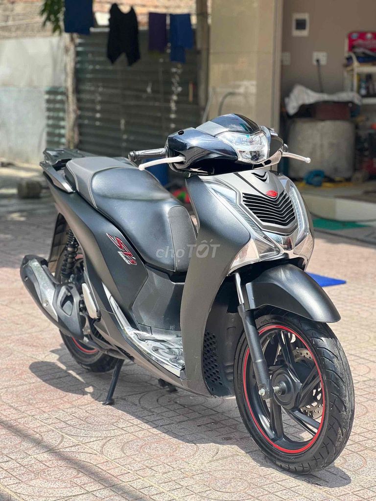 Sh 2019 150 CBS Đẹp không lỗi nhỏ. Mua bán Xe máy tại Thành phố Vinh Nghệ An được đăng bởi Jimmy Nguyễn  hình 2