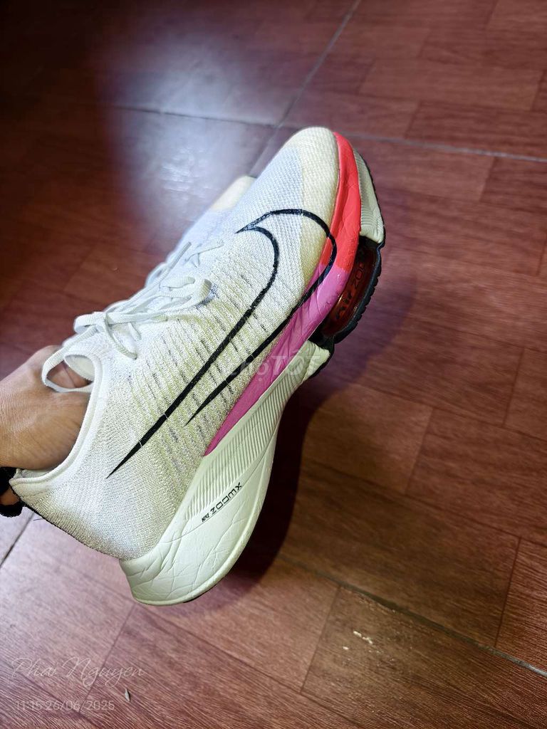 Giày chạy bộ Nike Nam size 45 Trắng. Mua bán Giày dép tại Quận Hà Đông Hà Nội được đăng bởi Giày si Phái Nguyễn  hình 1