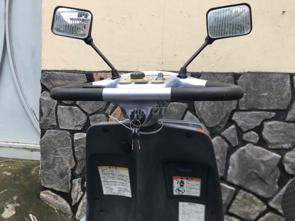 Xe điện 4 bánh Suzuki - Made in Japan - mới 70%. Mua bán Xe điện tại Thành phố Thủ Đức Tp Hồ Chí Minh được đăng bởi A Long hình 6