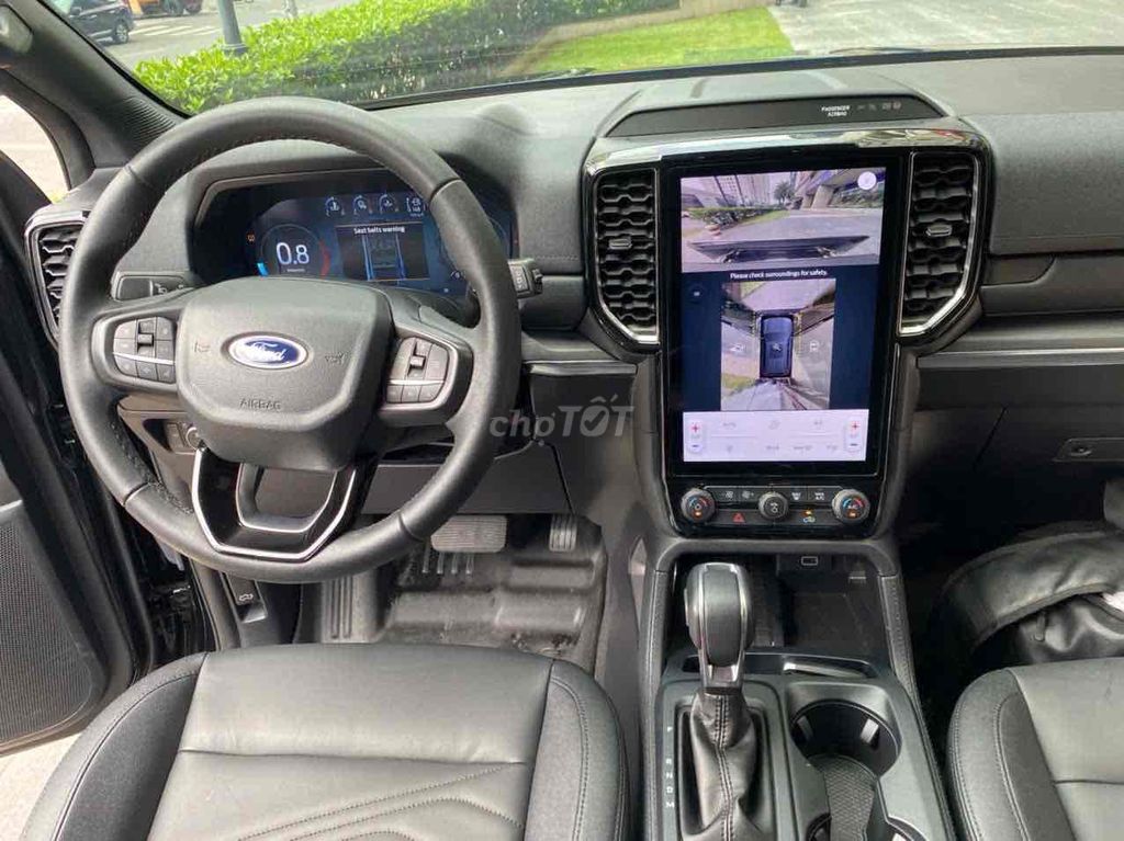 Ford Everest 2023 Titanium 2.0L 4x2 AT - 4500 km. Mua bán Ô tô tại Quận Tân Bình Tp Hồ Chí Minh được đăng bởi Sài Gòn Ford hình 16