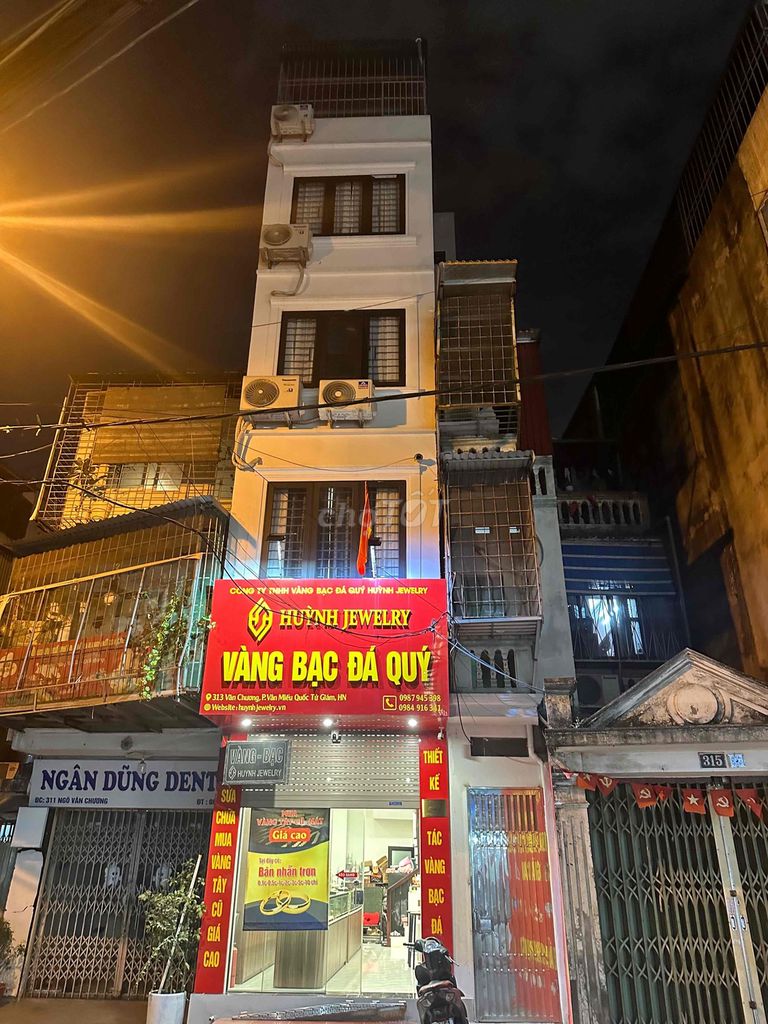 Bán nhà mặt phố, mặt bằng kinh doanh 30.2m2