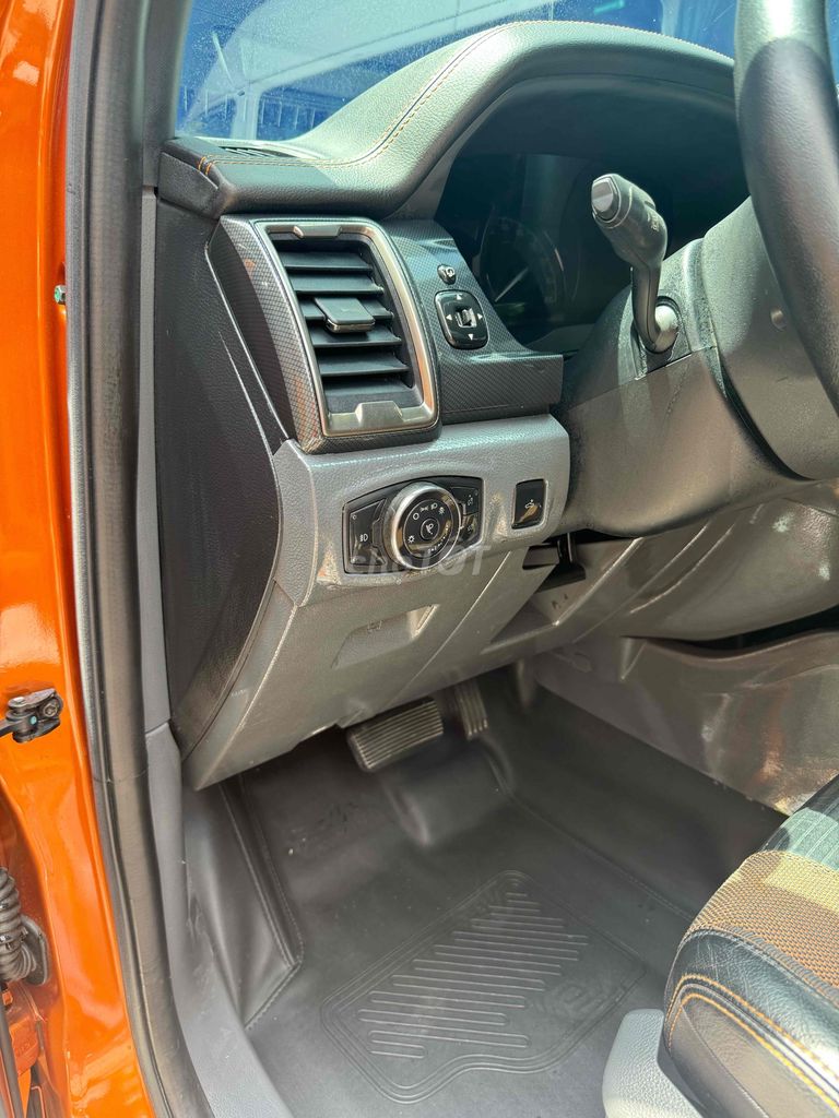 Ford Ranger 2015 Wildtrak 3.2 4x4 AT - 85000 km. Mua bán Ô tô tại Huyện Long Thành Đồng Nai được đăng bởi nguyenhoaithuong hình 8