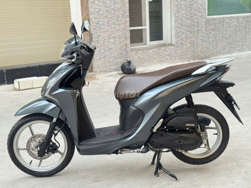 Honda Vision 2024 Xanh nhám 12000 km. Mua bán Xe máy tại Quận Bình Thạnh Tp Hồ Chí Minh được đăng bởi Văn Hùng OTO hình 5