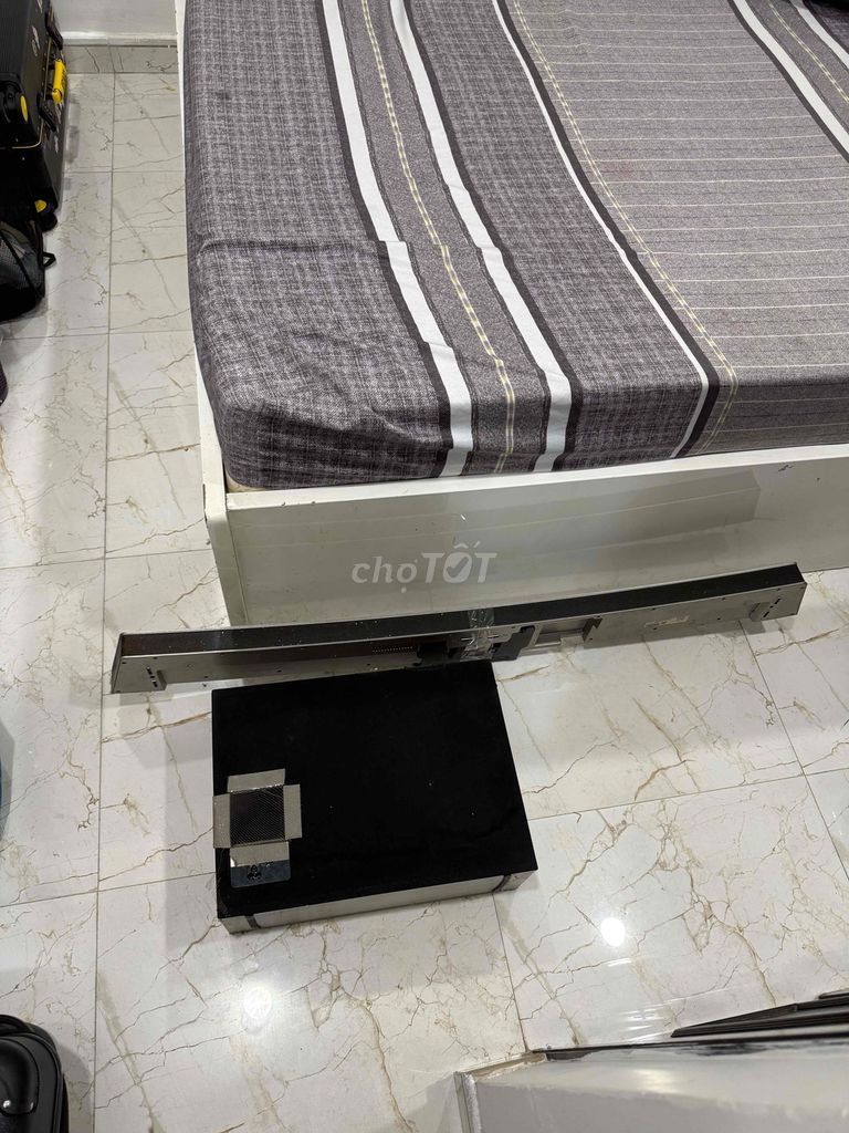 Loa thanh Samsung Đen. Mua bán Tivi, Âm thanh tại Quận 6 Tp Hồ Chí Minh được đăng bởi la vinh chí SECURITY hình 1