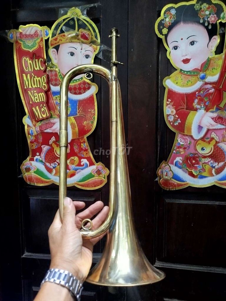 Kèn đồng Đức Tiến Vàng đồng Cổ xưa. Mua bán Nhạc cụ tại Huyện Đoan Hùng Phú Thọ được đăng bởi Phong nguyễn hình 1