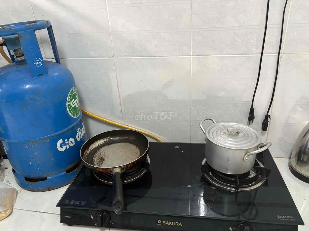 Bếp ga Sakura Đen Kính cường lực. Mua bán Bếp, lò, đồ điện nhà bếp tại Quận 7 Tp Hồ Chí Minh được đăng bởi Tuấn Đoàn hình 1