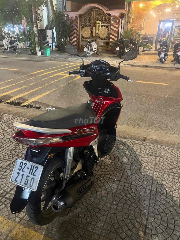 Honda AIR BLADE очень красивые полные документы