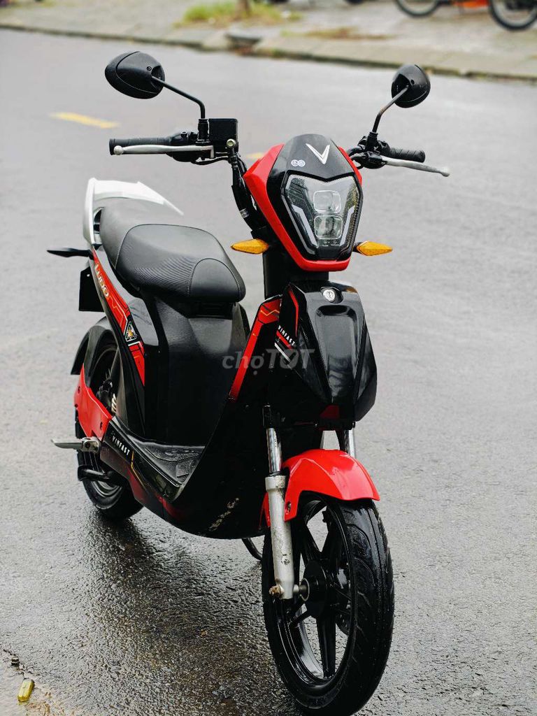 VinFast Ludo Đen Đỏ Đã qua sử dụng. Mua bán Xe điện tại Quận Ngũ Hành Sơn Đà Nẵng được đăng bởi vá xe điện hình 1
