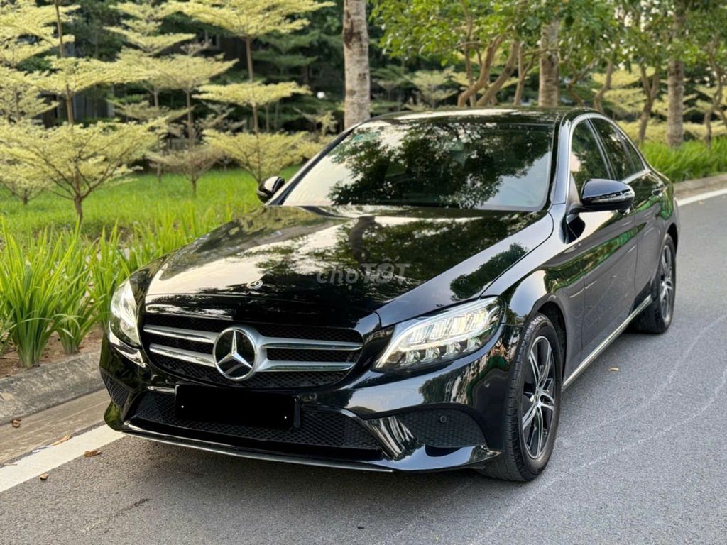 Mercedes Benz 2020 C180 - 50000 km. Mua bán Ô tô tại Quận Thanh Xuân Hà Nội được đăng bởi Nguyễn Tuấn Hoàng hình 6
