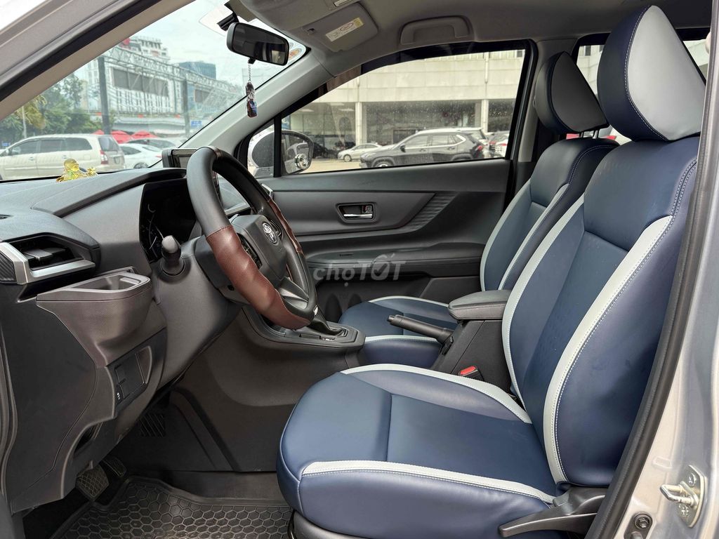 Toyota Avanza 2023 Premio CVT - Số Tự Động - Hãng. Mua bán Ô tô tại Quận Bình Thạnh Tp Hồ Chí Minh được đăng bởi Công Sang hình 11