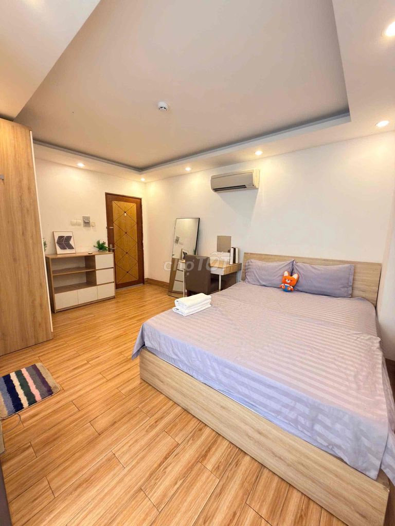 PHÒNG STUDIO RỘNG VÀ THOÁNG GẦN Q1