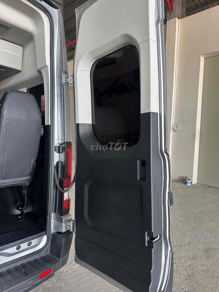 Ford Transit 2024 Premium 16 - 26000 km. Mua bán Ô tô tại Thành phố Châu Đốc An Giang được đăng bởi Le quang vinh hình 7