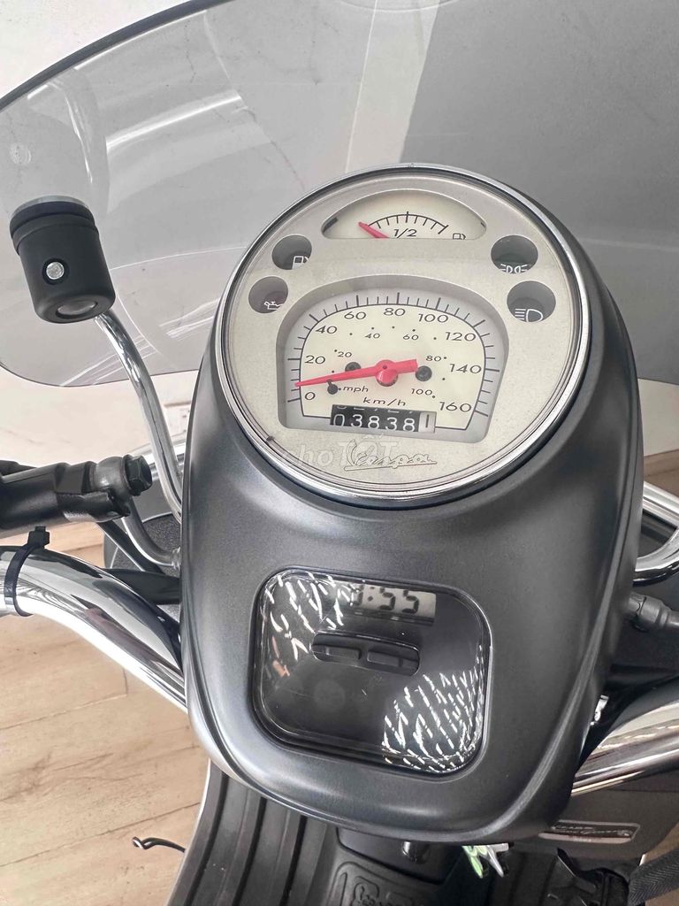 Piaggio Vespa 300cc Xám 3838km. Mua bán Xe máy tại Quận Tân Phú Tp Hồ Chí Minh được đăng bởi Lehuyen Nguyen hình 4