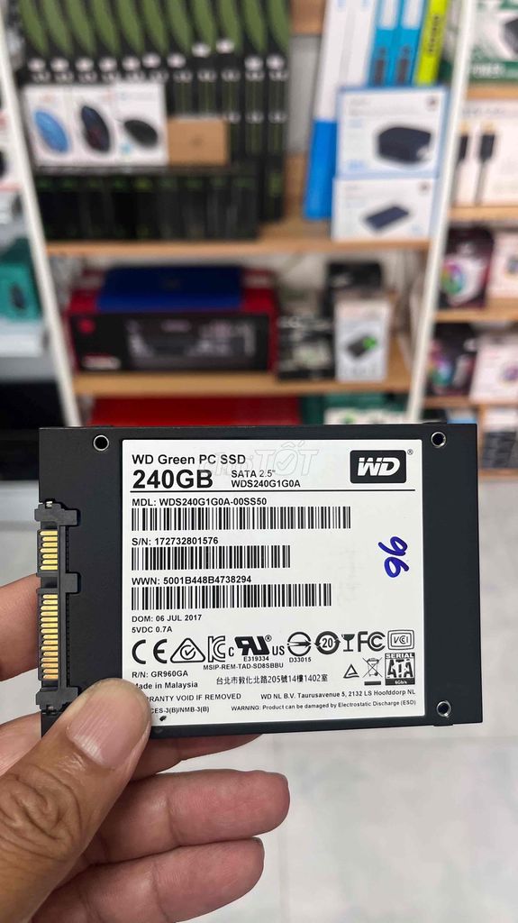 SSD WD GREEN 240GB SK 96%. BH 3T