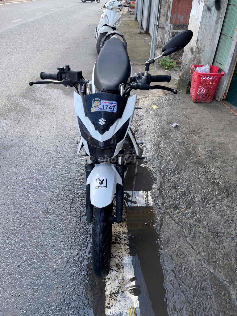 satria Fi 2019 trắng ngọc Trinh biển 65 máy êm ru. Mua bán Xe máy tại Quận Cái Răng Cần Thơ được đăng bởi Cầm Đồ Minh Tấn hình 5