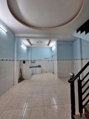 Аренда · 2 комн. · 40 м² · Quận 5, ул. Đường Nguyễn Văn Cừ
