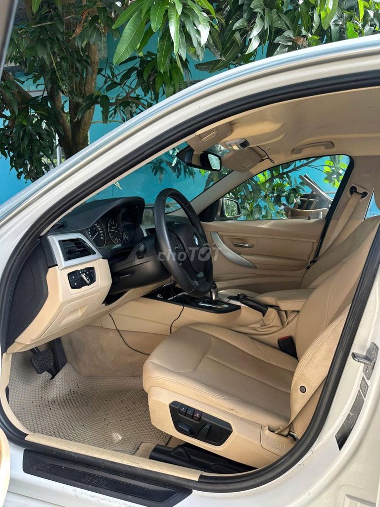 BMW 3 Series 2014 320i - 88000 km. Mua bán Ô tô tại Thành phố Thủ Đức Tp Hồ Chí Minh được đăng bởi Trường Nguyễn hình 1