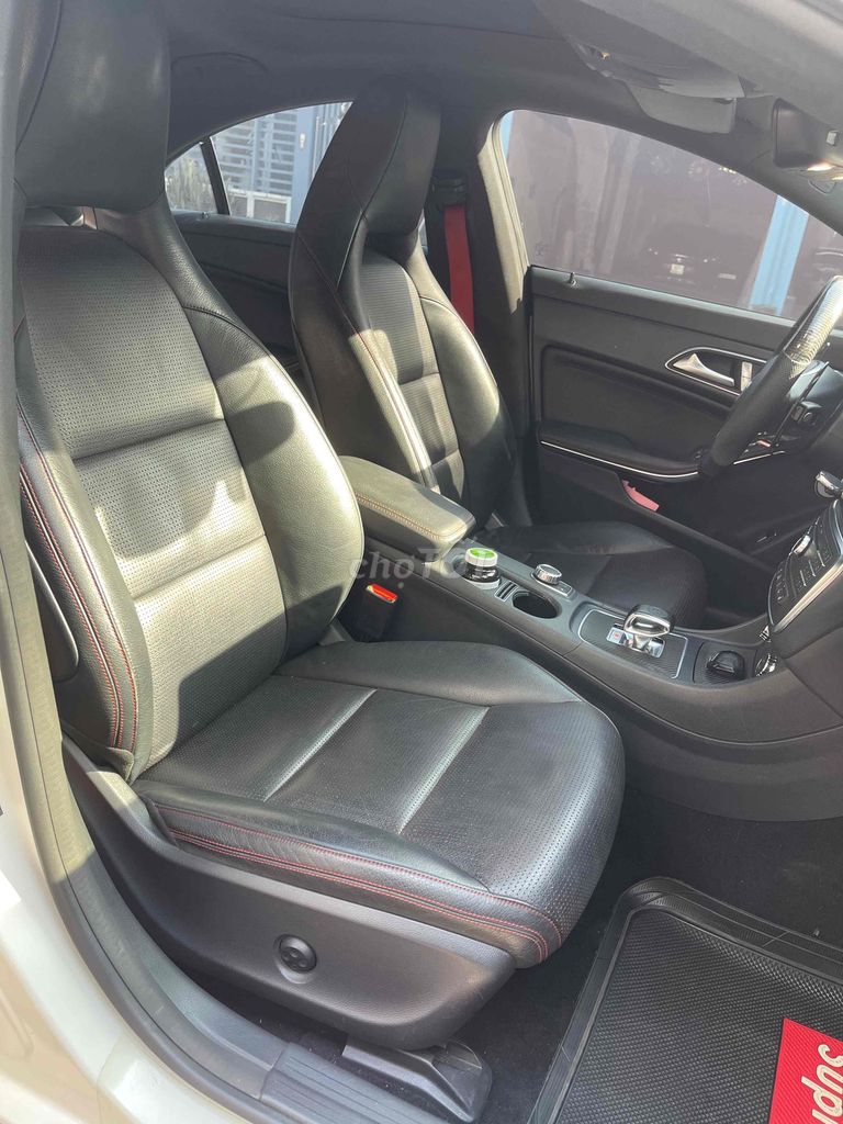 Mercedes Benz CLA 45 AMG sản xuất 2015. Mua bán Ô tô tại Thành phố Thủ Đức Tp Hồ Chí Minh được đăng bởi Nguyễn Lê Hưng hình 14