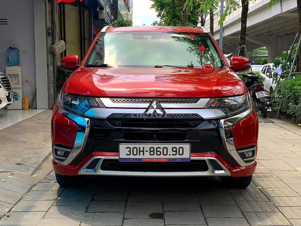 Outlander 2.0 Pre sx 2022 mẫu 2023 tuyệt đẹp. Mua bán Ô tô tại Quận Bắc Từ Liêm Hà Nội được đăng bởi Gia Quân hình 3