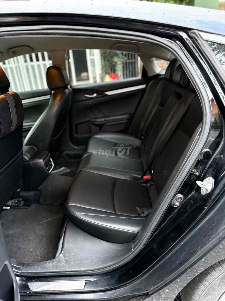 Honda Civic 2019 G 1.8 AT - 50000 km. Mua bán Ô tô tại Thành phố Huế Thừa Thiên Huế được đăng bởi xe củ hình 6