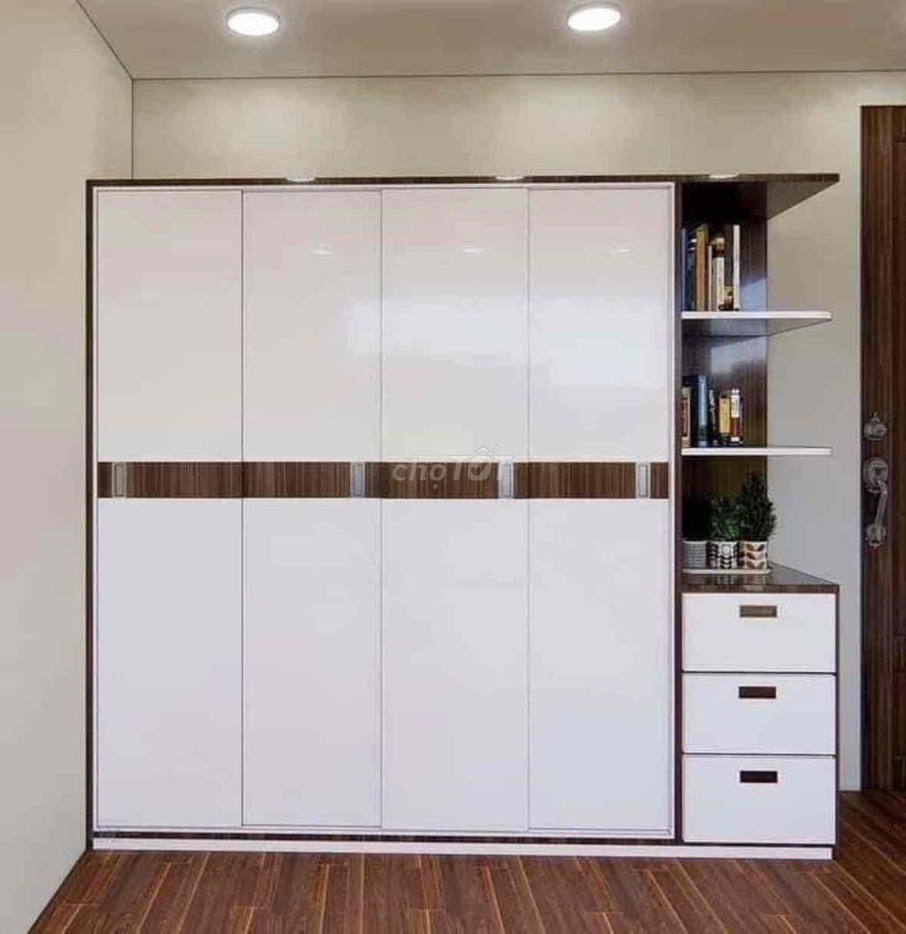 Tủ lùa 4 cánh 1 kệ. Mua bán Tủ, kệ gia đình tại Quận 12 Tp Hồ Chí Minh được đăng bởi Hong Le hình 1