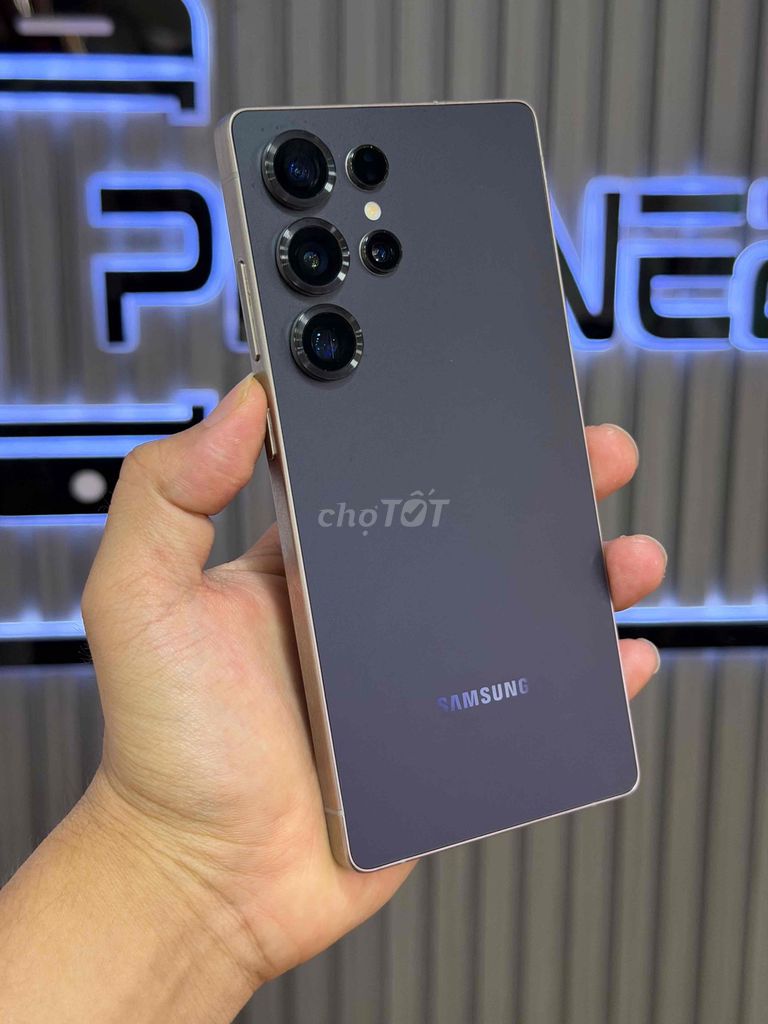 Samsung S25Ultra 256G SSVN. Mua bán Điện thoại tại Quận 3 Tp Hồ Chí Minh được đăng bởi Phone2Hand hình 1