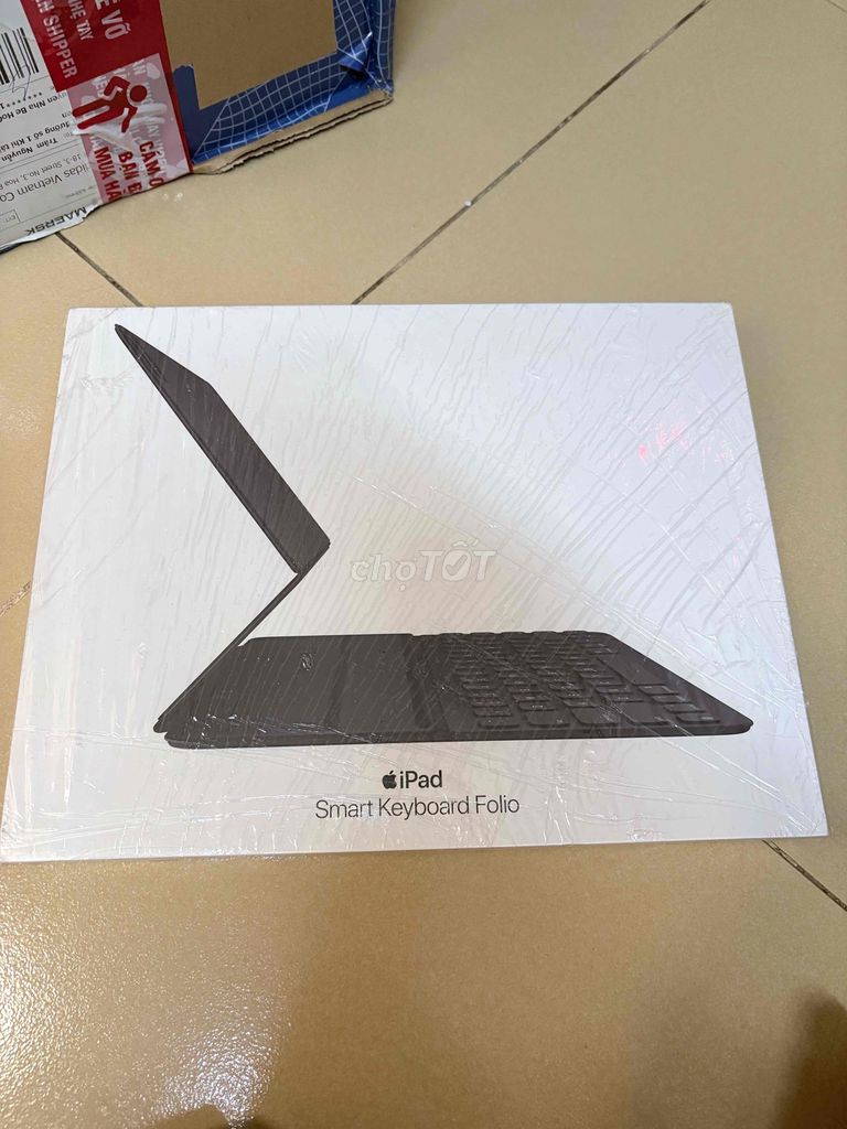Bàn phím Apple Smart Keyboard Folio. Mua bán Máy tính bảng tại Huyện Nhà Bè Tp Hồ Chí Minh được đăng bởi Thu Phạm hình 1