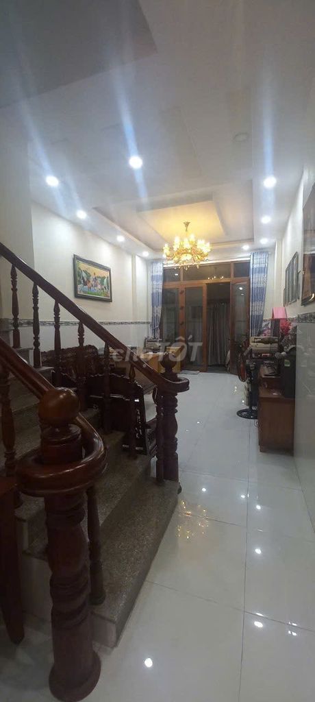 Nhà mặt tiền trục chính dự án kinh doanh buôn bán rất tốt. Mua bán nhà ở tại Thành phố Thủ Đức Tp Hồ Chí Minh được đăng bởi Thu Bùi hình 3