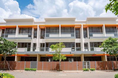 Cần bán nhà 3 tầng Nhà phố Elite Life Long Hậu Long An gần trường