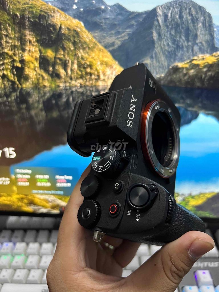 Máy ảnh Sony A7M4 Đen Đã sử dụng. Mua bán Máy ảnh, Máy quay tại Thành phố Thủ Dầu Một Bình Dương được đăng bởi TRUC hình 1