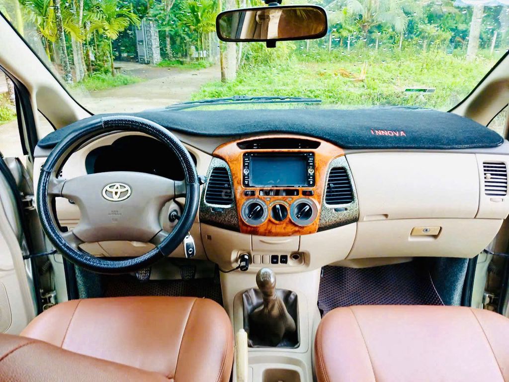 Toyota Innova 2006 G - 250 km. Mua bán Ô tô tại Huyện Chư Sê Gia Lai được đăng bởi  Không chín ba bốn tám bảy một một  Bốn tám hình 8