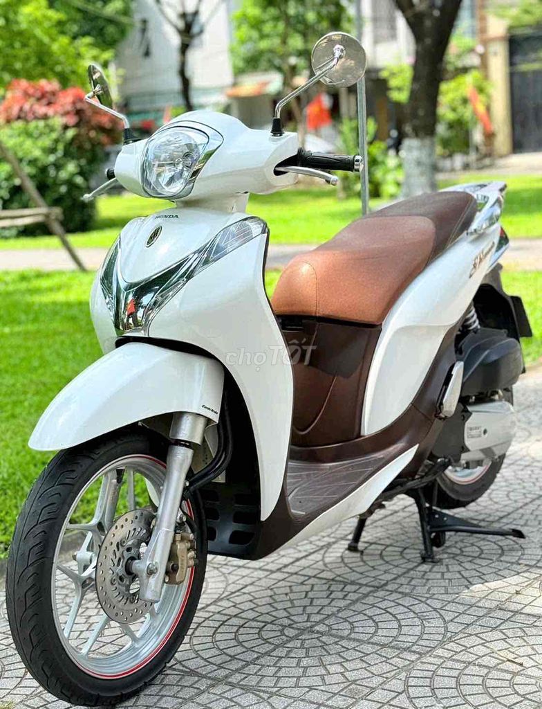 Honda SH Mode 2019 белый
