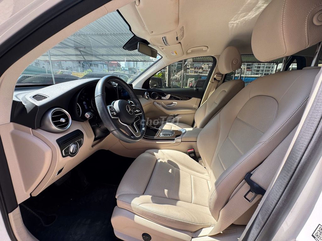 Mercedes Benz GLC200 2022 Siêu Mới. Mua bán Ô tô tại Quận Thanh Xuân Hà Nội được đăng bởi Nguyễn Tuấn Hoàng hình 9