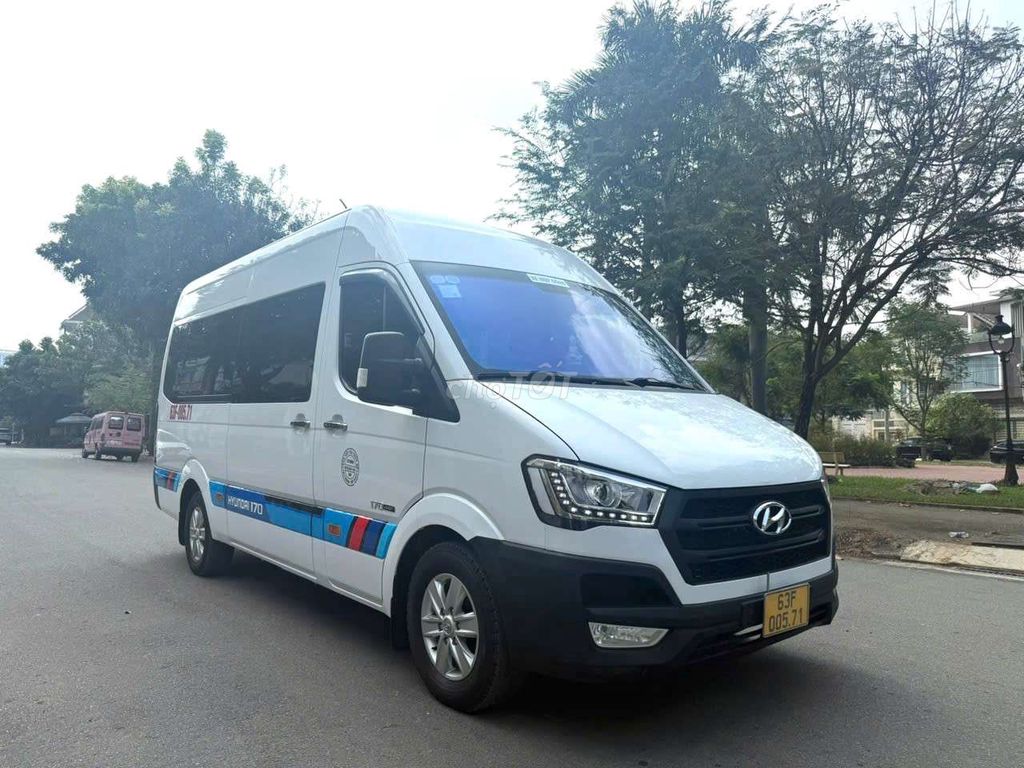 Hyundai Solati 2019 Trắng 189.000km. Mua bán Ô tô tại Quận Bình Tân Tp Hồ Chí Minh được đăng bởi Autu nhật phú lộc hình 1
