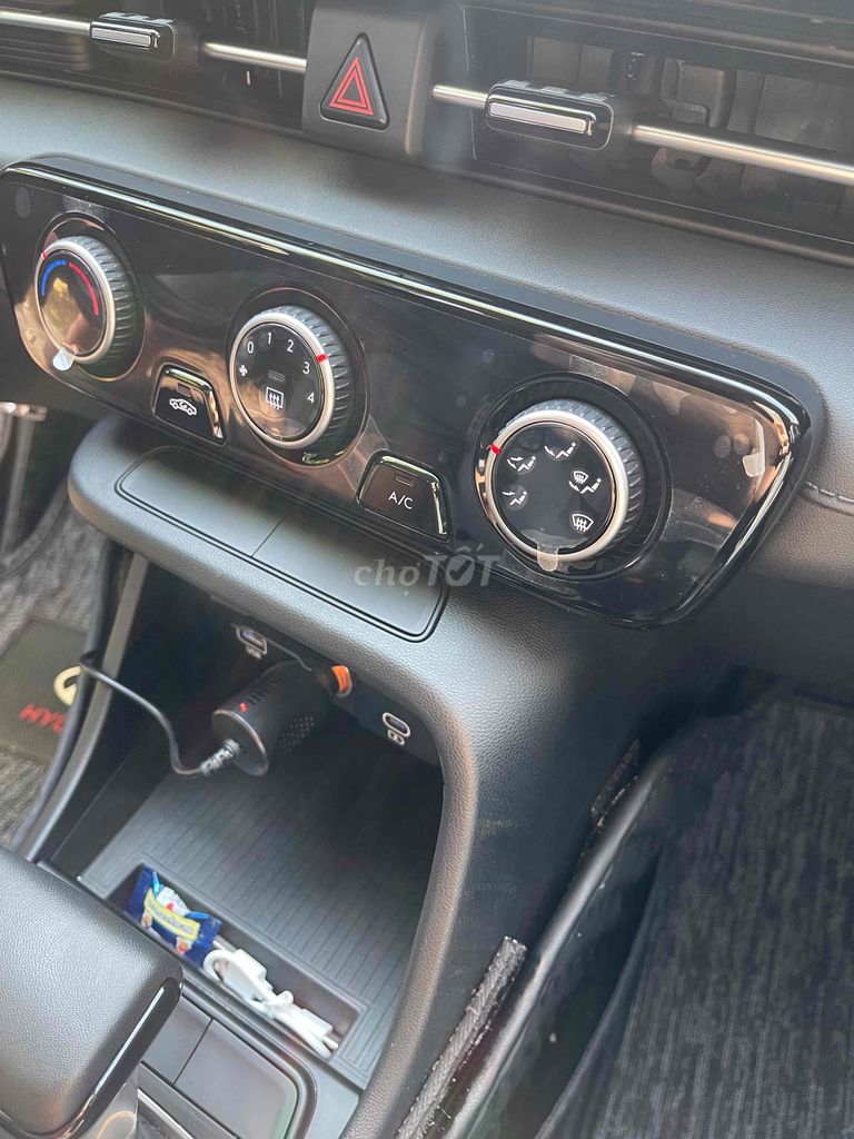 Hyundai Accent 2025 Đỏ 13.000 km. Mua bán Ô tô tại Thành phố Biên Hòa Đồng Nai được đăng bởi Đỗ tiến Dũng hình 5