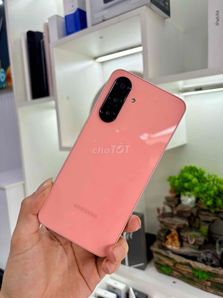 Samsung A26 5G 128GB Hồng Việt Nam 06/2026. Mua bán Điện thoại tại Quận Đống Đa Hà Nội được đăng bởi Quý Hoàng hình 1