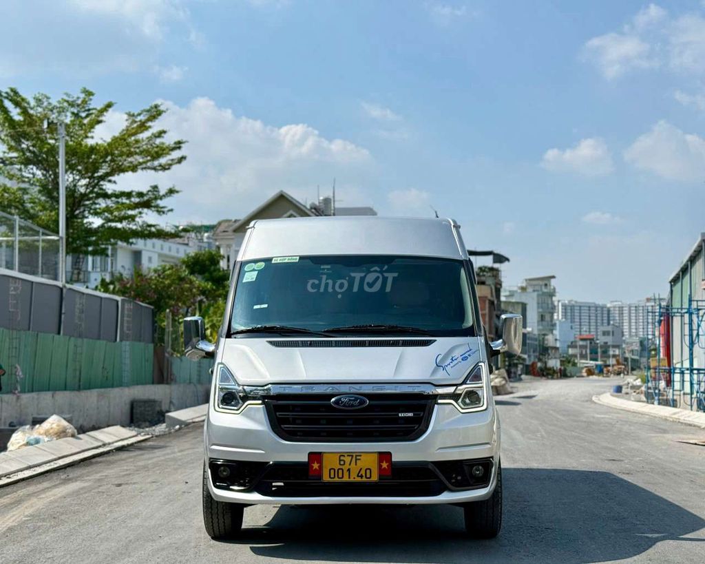 TRANSIT 2021 PHÔM MỚI 101000KM BẢO HÀNH 1 NĂM