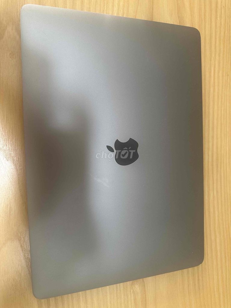 Apple MacBook Pro 2017 Xám. Mua bán Laptop tại Quận Cẩm Lệ Đà Nẵng được đăng bởi Si Rô hình 1