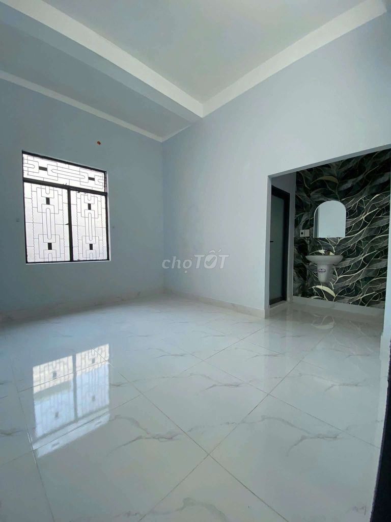 Трёхэтажный дом на Châu Thượng Văn у рынка Hòa Cường — фото 7