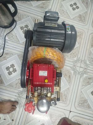 Máy rửa xe. Mua bán Đồ chuyên dụng, Giống nuôi trồng tại Quận Bình Tân Tp Hồ Chí Minh được đăng bởi Quang Lê