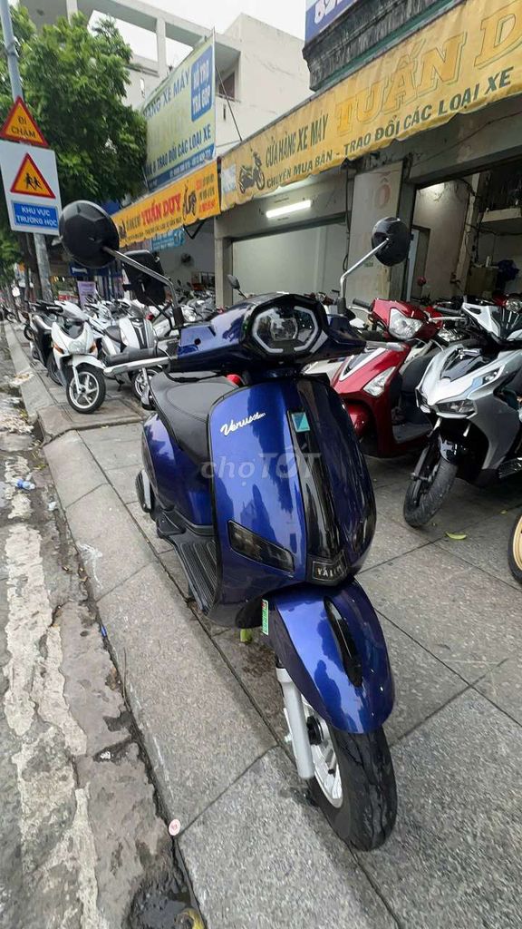 Vespa 50cc 2026 синий новый 99%