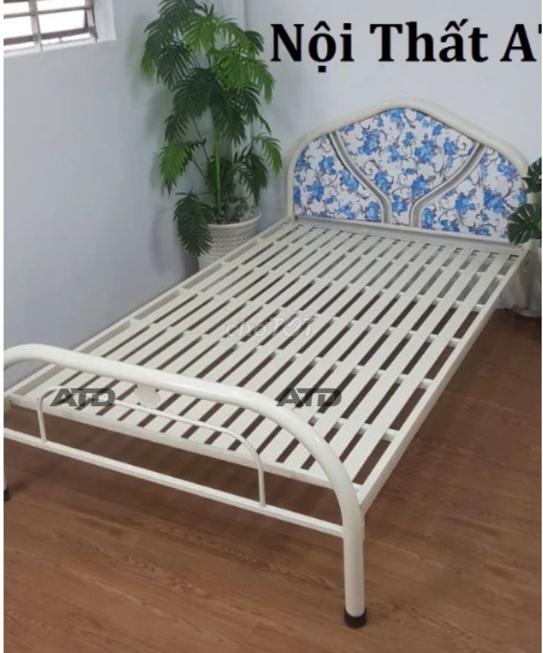 GIƯỜNG SẮT GIƯỜNG NGỦ SẮT - GIƯỜNG SẮT GIƯỜNG SẮT . Mua bán Giường, chăn ga gối nệm tại Quận 4 Tp Hồ Chí Minh được đăng bởi Nhi Nguyen Nội thất ATD hình 1
