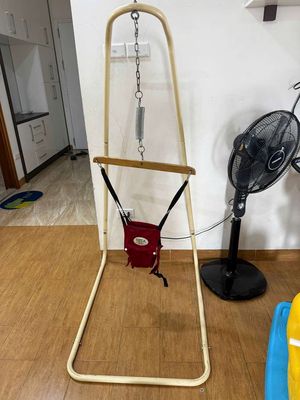 Xích đu nhún nhảy tập đi. Mua bán Mẹ và bé tại Quận Cầu Giấy Hà Nội được đăng bởi NguyenTien