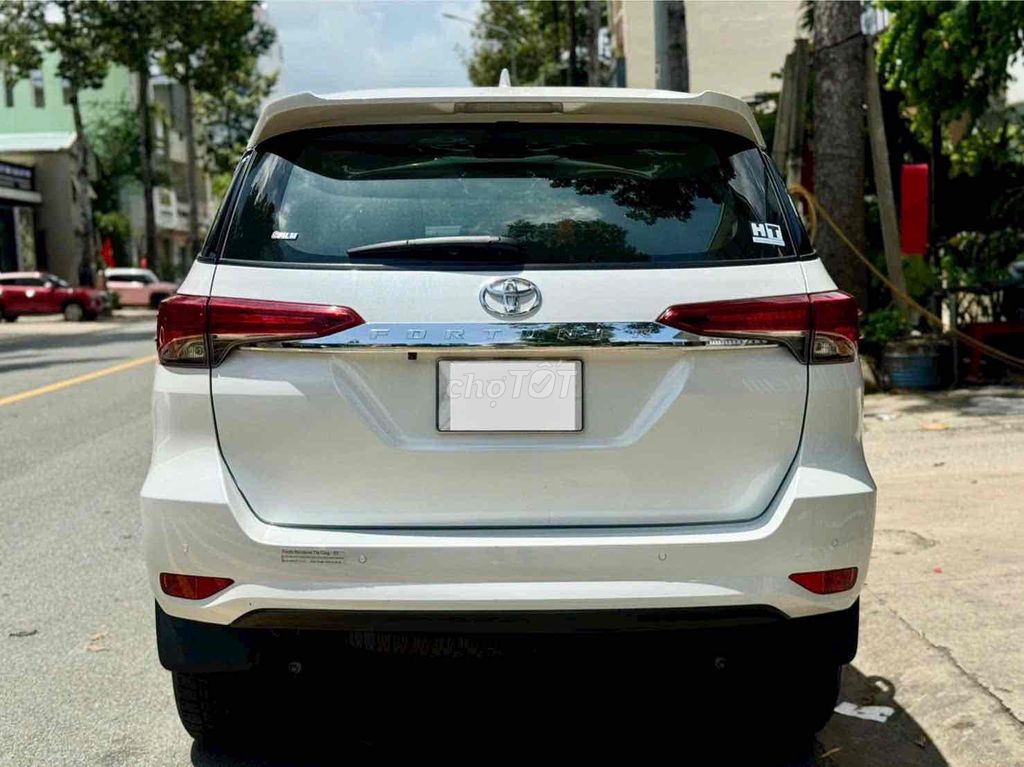 Toyota Fortuner 2.4 AT 4x2 sản xuất 2024. Mua bán Ô tô tại Quận Hà Đông Hà Nội được đăng bởi A Huan  hình 2