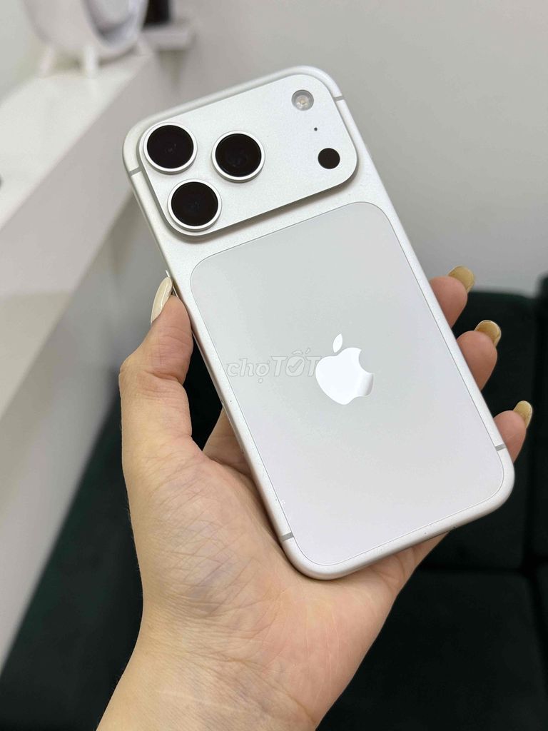 🔥THANH LÝ🔥17PRO BẠC 25G VIỀN PHẨY P100 SẠC 93L👇. Mua bán Điện thoại tại Quận Hải An Hải Phòng được đăng bởi Phạm Huyền Hoàng Dũng Mobile  hình 1