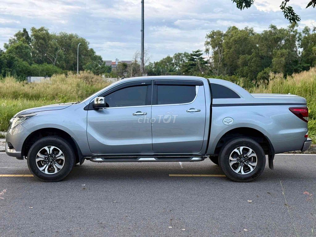 Mazda BT 50 2017 2.2L 4x2 AT - 98000 km. Mua bán Ô tô tại Thành phố Thủ Đức Tp Hồ Chí Minh được đăng bởi Nhut hình 3