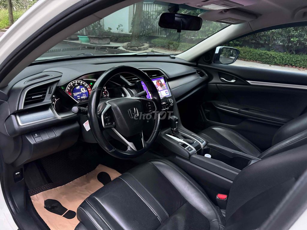 Honda Civic 2018 full đồ chơi cực nét full bd hãng. Mua bán Ô tô tại Thành phố Thủ Đức Tp Hồ Chí Minh được đăng bởi Võ Văn Kiệt hình 9