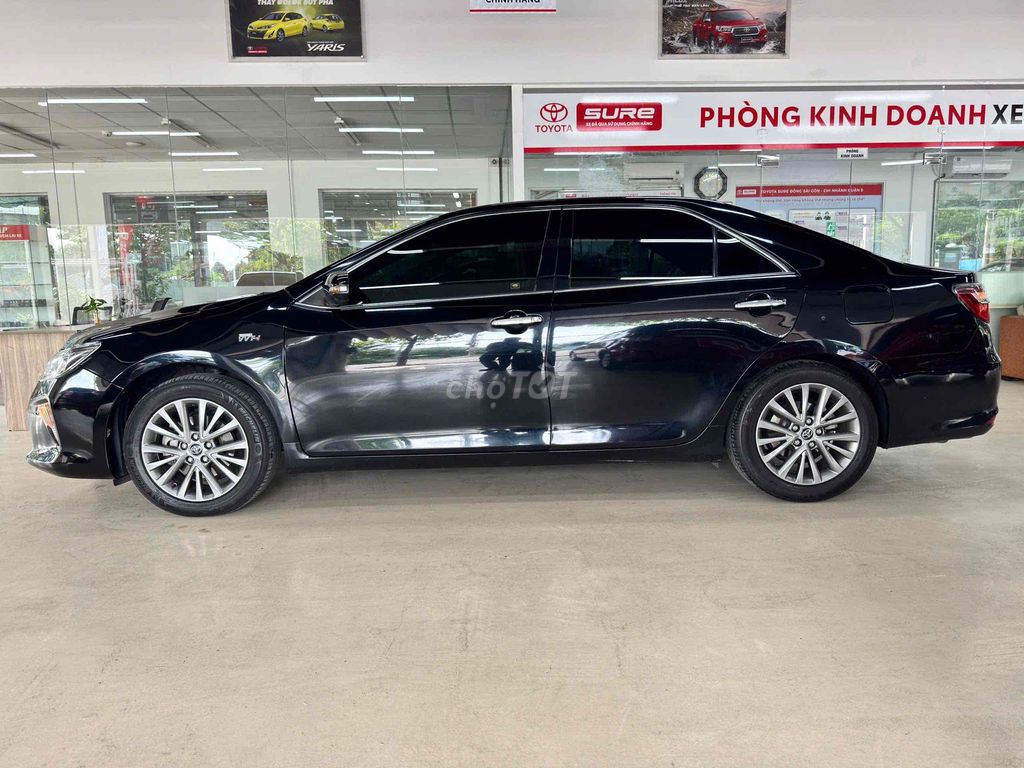 Camry 2018 2.5Q còn có thương lượng. Mua bán Ô tô tại Quận Gò Vấp Tp Hồ Chí Minh được đăng bởi Nguyễn An hình 3