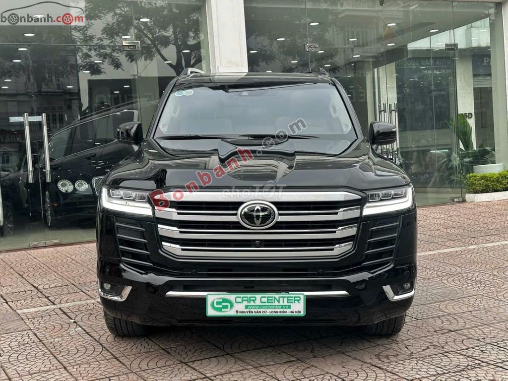 LAND CRUISER LC300. Mua bán Ô tô tại Quận Long Biên Hà Nội được đăng bởi Phạm Văn Vương hình 4