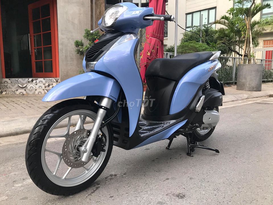 0913506899 - Honda SH Mode khoá SMK màu xanh đời 2018